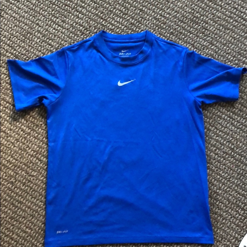 Nike Boys Large Blue Athletic Shirt (large)🎽
